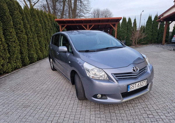 Toyota Verso cena 28500 przebieg: 267000, rok produkcji 2010 z Gryfino małe 172